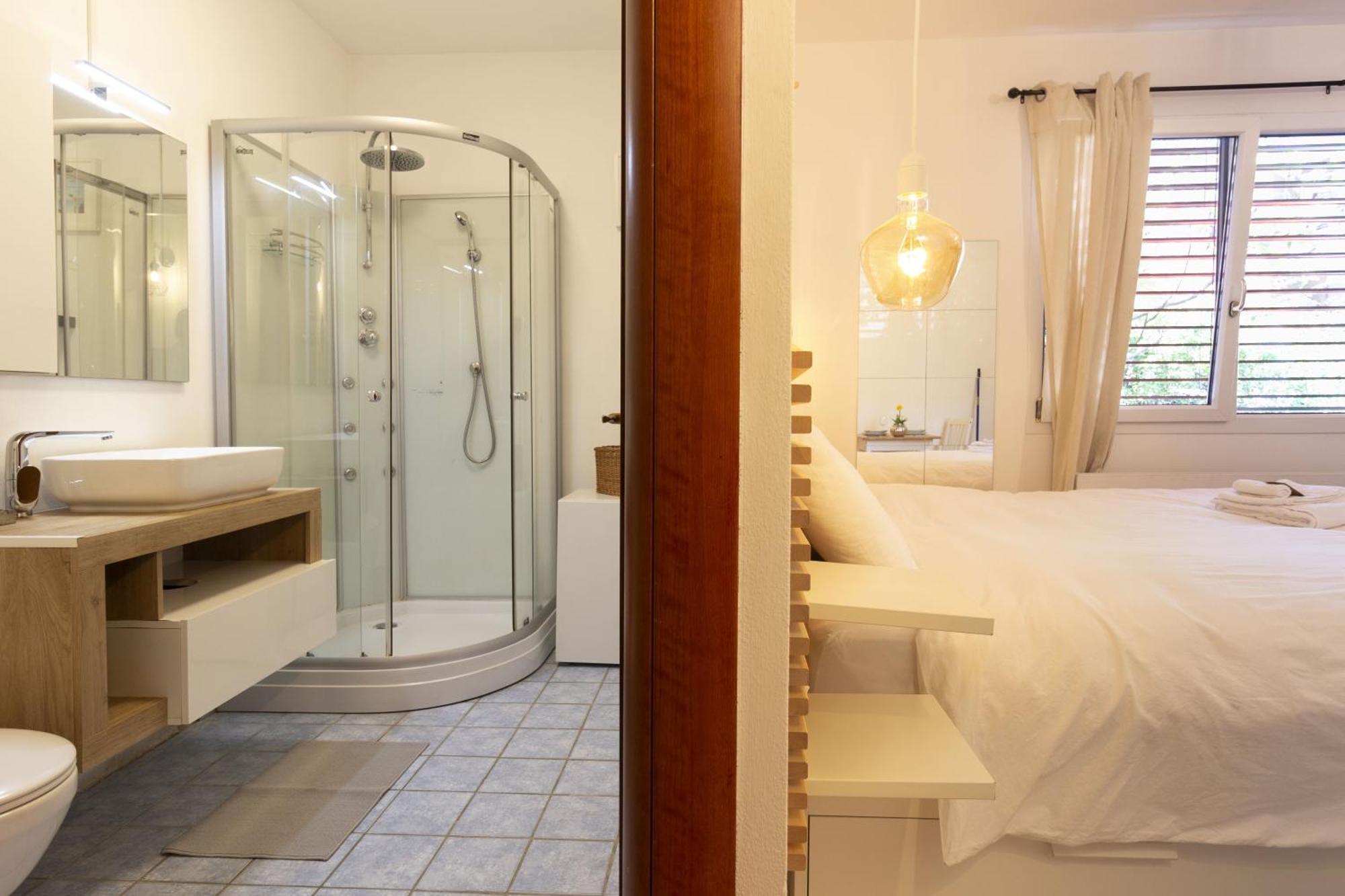 Bnb La Piccola - Free Parking Лугано Екстер'єр фото